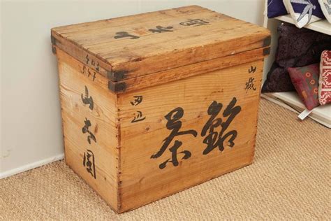 vintage wooden japanese tea box